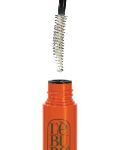 LASH PRIMER AND OVERNIGHT MASK LEBUBE Un prodotto, due usi: primer ciglia e trattamento volumizzante e rinforzante notturno con efficacia testata*. Usalo come primer prima del mascara per definire e dare volume, oppure come trattamento notturno per nutrire e rafforzare ciglia. Con ingredienti rinforzanti e uno scovolino curvo per una stesura generosa e uniforme, aiuta ad aumentare il volume e lo spessore delle ciglia.